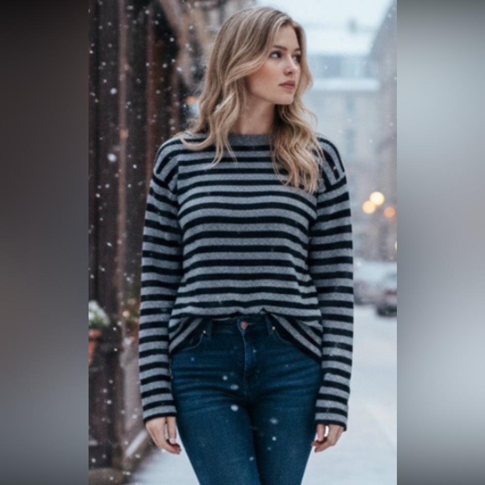 VINCE Cashmere Sweater Striped Black Gray Tunic Pullover